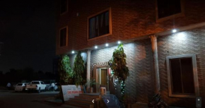 The Pearl Inn